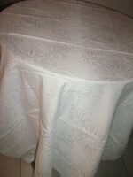 Beautiful elegant white flower and Toledo pattern damask tablecloth