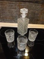 Csodaszép  ólomkristály Whiskys kínáló üveg és poharai