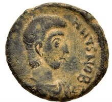 Julianus II Apostata 355-363 Konstantinápoly AE globe, spear, SPES REI PVBLICE