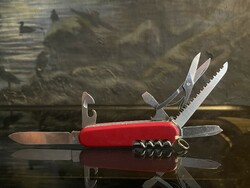 Victorinox - 11 funkciós bicska