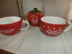 Pickwick tea cups + sugar-strawberry
