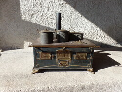 Antique children's sparhelt