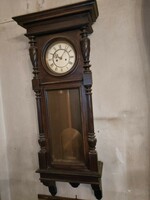 Antique half-stroke pendulum clock, discontinued, but worked