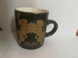 Horoszkópos-iker mokkás-kávés csésze