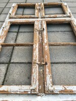 Rare beautiful old window in found condition 134x82