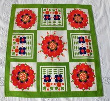 Retro printed tablecloth, tea towel 43 x 40 cm flower pattern