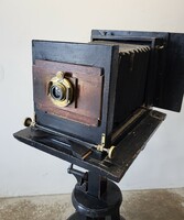 Antik állványos, műtermi fényképezőgép