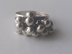 Női "bogyó függős" ezüst gyűrű
