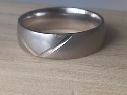 Women's hoop silver ring