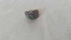 Silver ring with labradorite stone