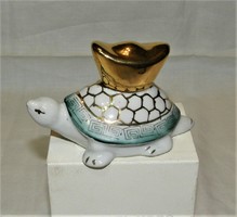 Teknősbéka porcelán figura