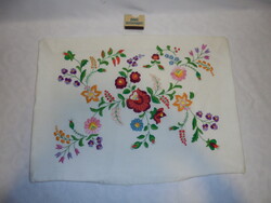 Kalocsai embroidered decorative pillow cover - like new