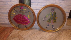 2 pcs antique stitched picture in round gold wooden frame