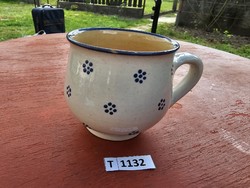 T1132 ceramic mug with blue dots