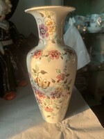 Butterfly pattern vase by Zsolnay. Large size