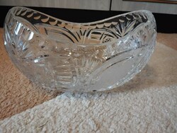 Crystal boat-shaped bowl