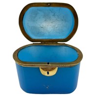 Blue chalcedony glass box - m1380