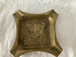 Copper ashtray / ashtray depicting a dog