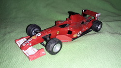 Retro pull-back motorized shell v-power ferrari f-2005 f-1 plastic toy car according to the pictures