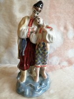 Polonne ukrán porcelán szerelmespár figura