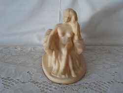 HUF 1 female nude sculpture from Putnoki