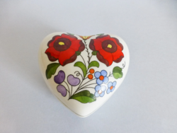 Kalocsai heart-shaped jewelry holder