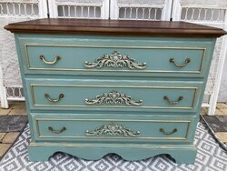 Romantic large chest of drawers with three drawers, with carvings, antiqued with gold