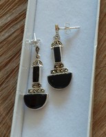 Beautiful silver earrings with onyx and marcasite stones
