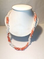 Coral necklace (321)