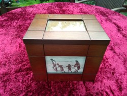 Large wooden photo box in new condition