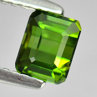 Genuine, 100% natural oil green tourmaline gemstone 1.06ct (vvs)!! Value: HUF 58,300