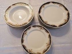 6 small plates with Zsolnay sissy pattern gabgabgab users!
