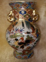 Gazdagon aranyozott kacsás kínai váza