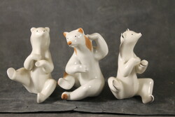 Porcelain bears 399