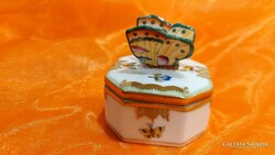 Herend Victoria pattern bonbonier with butterfly holder. Hand painted