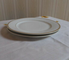 Czech porcelain (mcp), white plate with gold border 3. (Small plate; Czechoslovakia, Czechoslovakia)