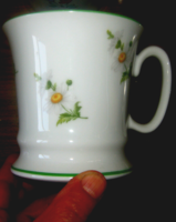 Kamilla virágos bögre csésze