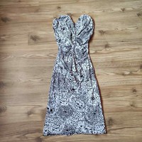 Új, lecímkézett 36-os New Look fekete - fehér viszkóz ruha