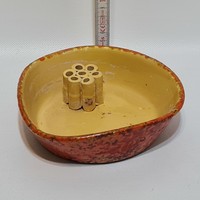 Tófej, ikebana, narancssárga mázas kerámia virágtartó (2757)