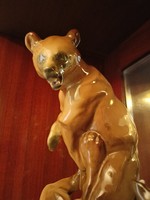 Zsolnay birkózó medvék szobor