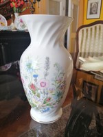 Aysley wild tudor vase