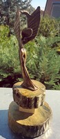 Nando kallweit: helena statue - bronze statue