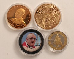 Lot of 4 coins with a religious theme: Pope Francis, William the Small, Malta, iii. Matyás gilded medal