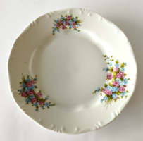 Set of 6 Zsolnay flat plates with rose and forget-me-not bouquet pattern
