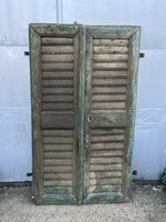 Double-leaf cellar door