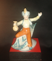 Hollóházi porcelán Aladdin, figurás szobor