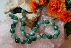 Real term. Emerald green faceted quartz necklace topaaa