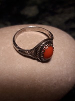 Antique filigree silver ring with coral decoration - size 52-53
