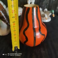 2 ceramic vases from the lake