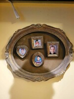 Wall picture frame